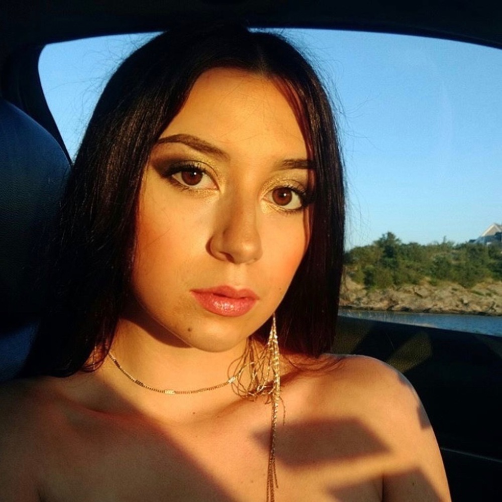 Meet your Posher, Annabelle